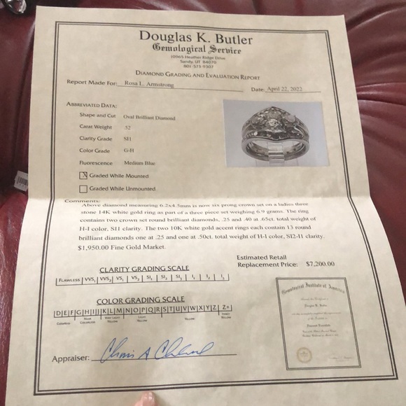 Beautiful Diamond Wedding Set - Picture 8 of 11